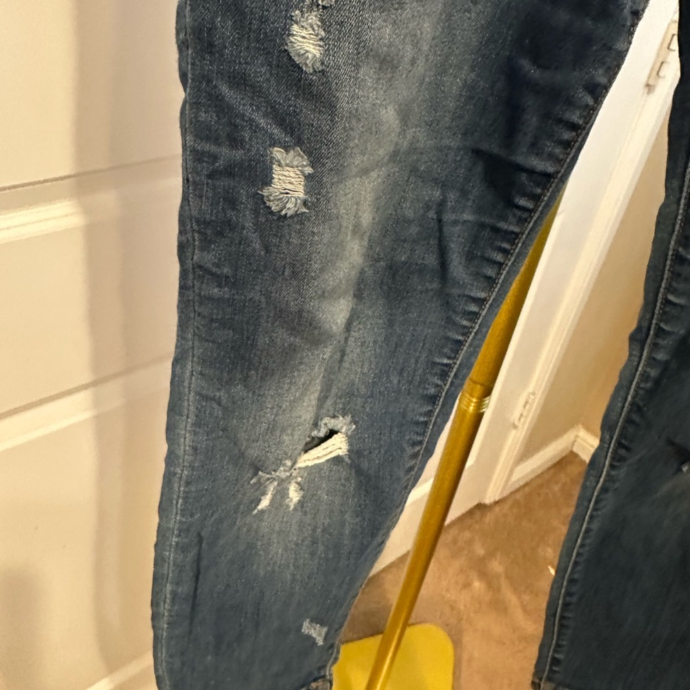 Judy Blue Light Blue relaxed Distressed Boyfriend cropped Jeans size 13 juniors - Picture 3 of 9
